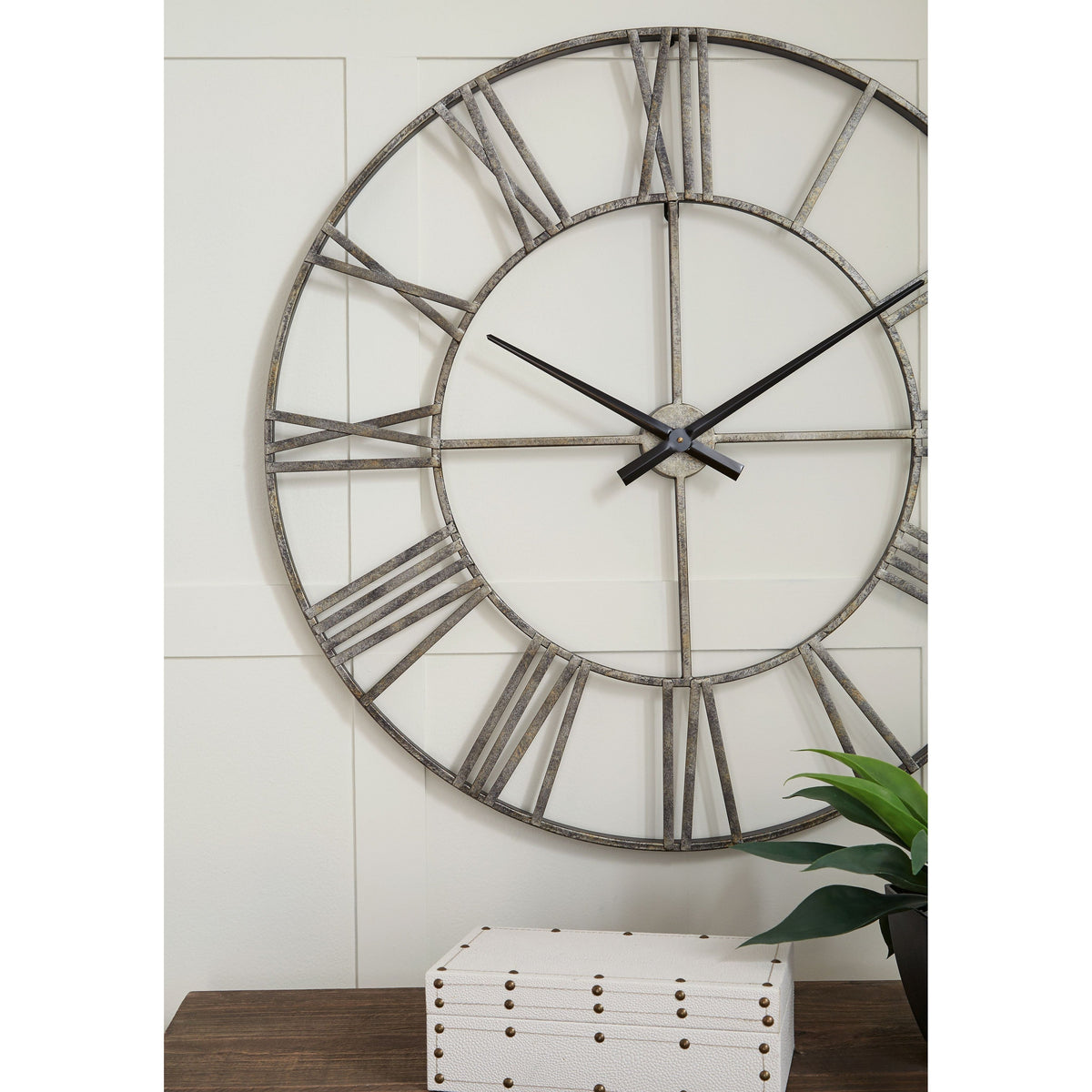 Paquita - Antique Silver - Wall Clock